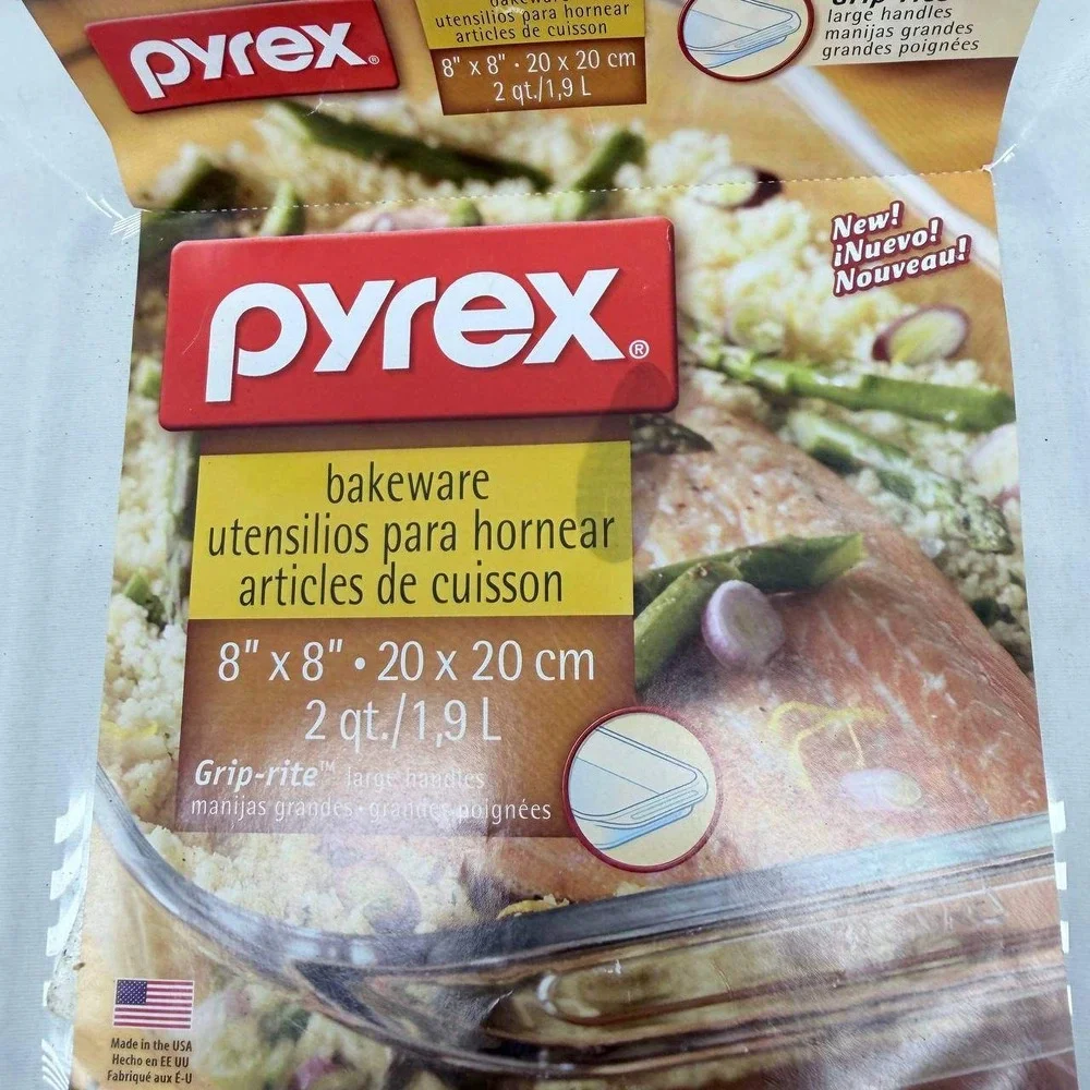 Pyrex Grip-Rite 8x8 Glass Baking Dish 2 Quart Square Clear Casserole Pan New